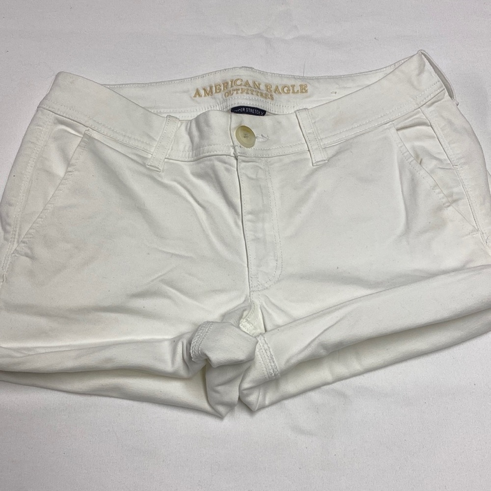 AE White Shott